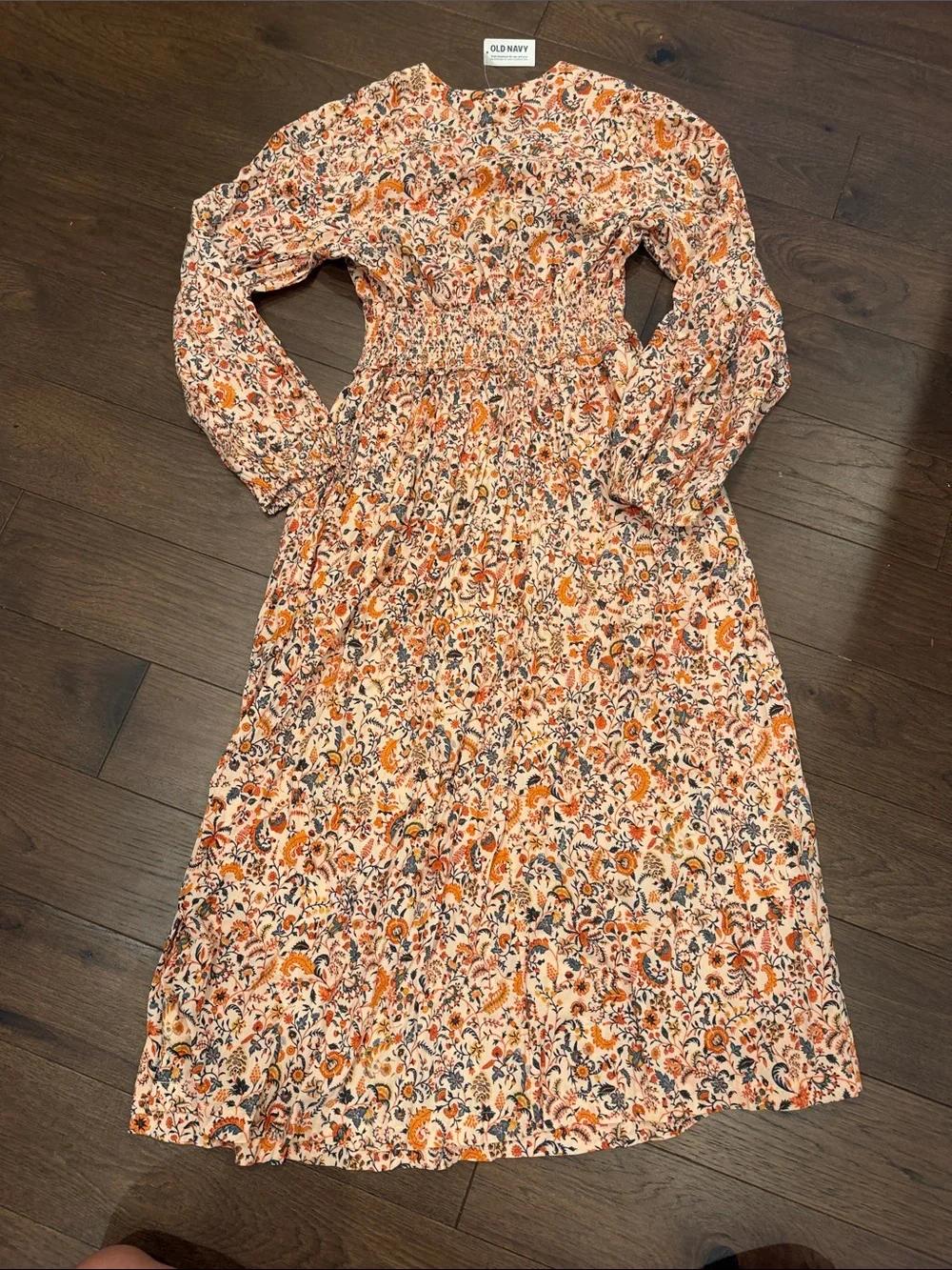 Old Navy Puff Sleeve Waist Defined Floral Smocked Midi Dress Large NWT - C60-009 - Picture 9 of 9